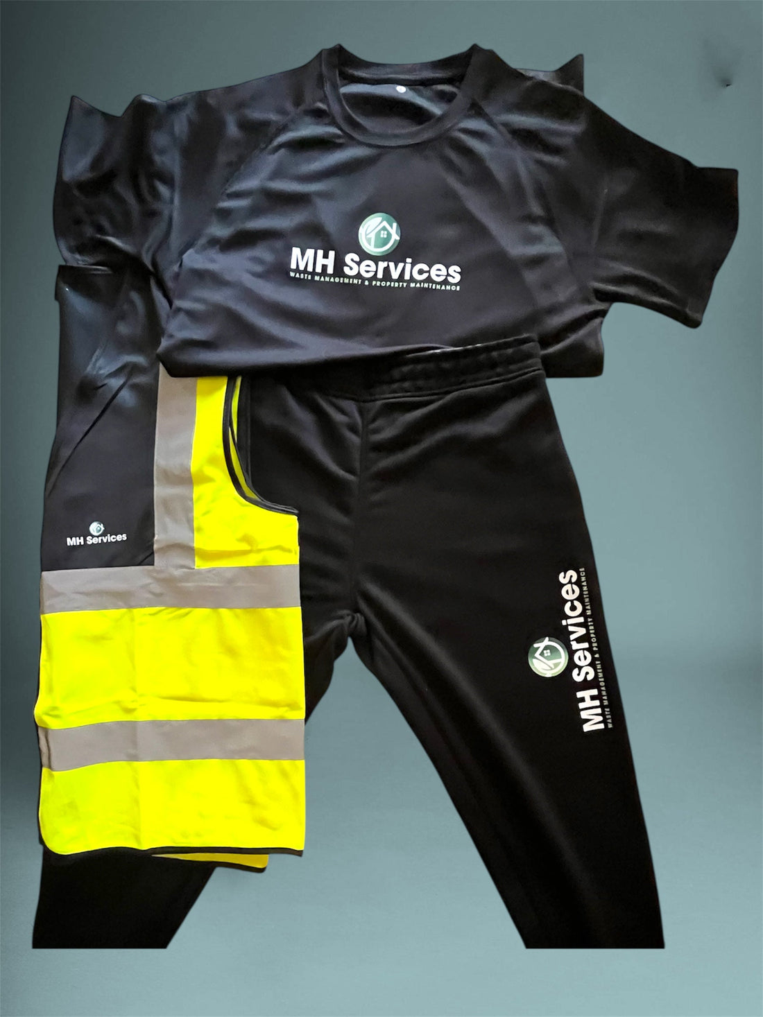 5 Ways to Make Staff Uniforms Work Harder for Your Brand